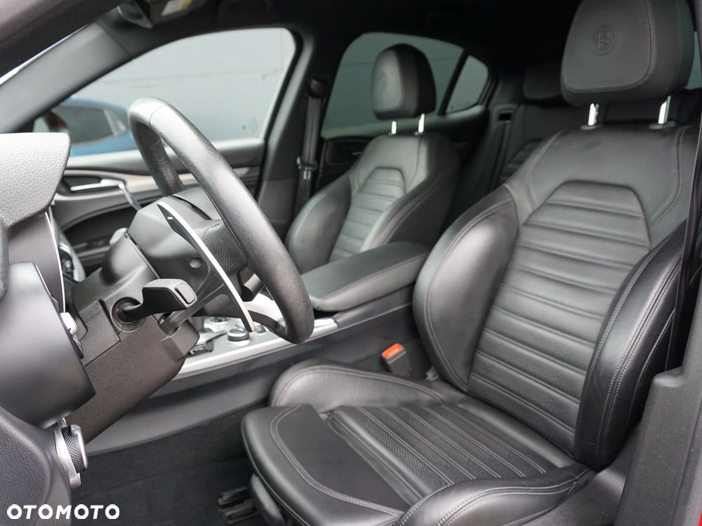 Alfa Romeo Stelvio 2.0 Turbo Sprint Q4 - 10