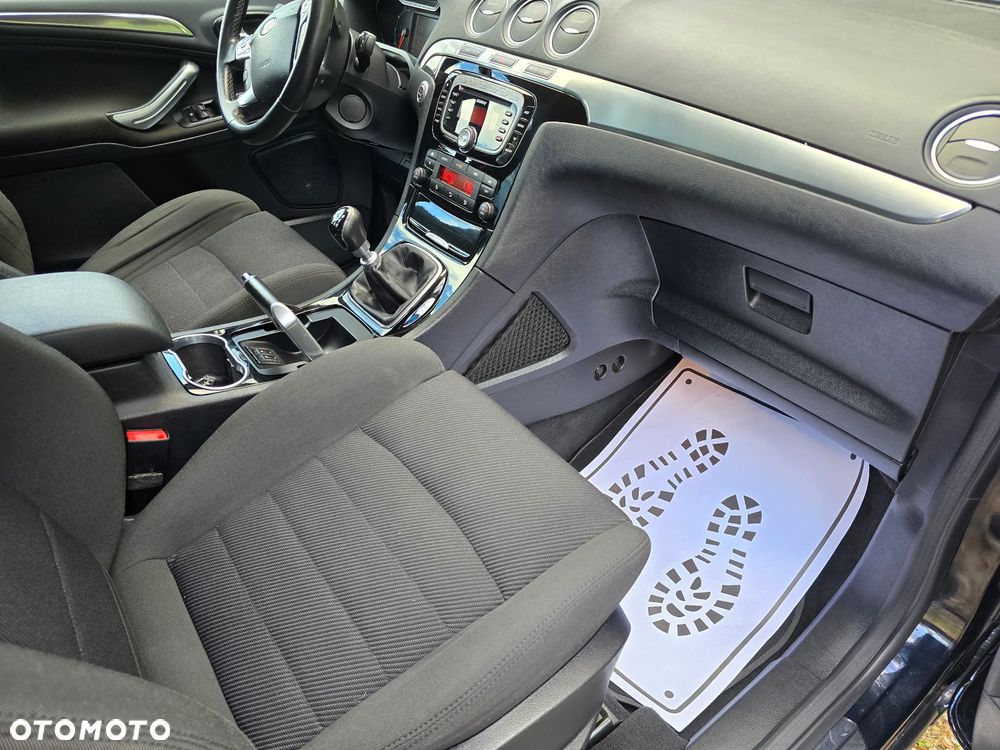 Ford S-Max 2.0 TDCi DPF Titanium - 19