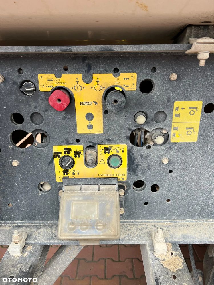 Schmitz Cargobull SCB STALOWA - 10
