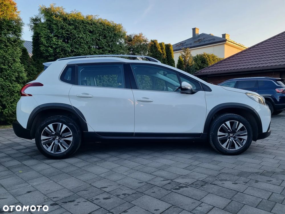 Peugeot 2008 PureTech 110 Stop&Start Allure - 31