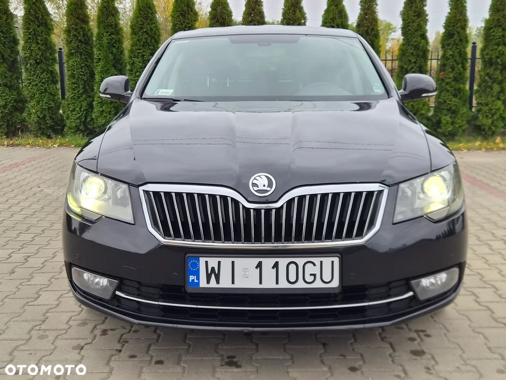 Skoda Superb 3.6 FSI 4x4 L&K DSG - 36