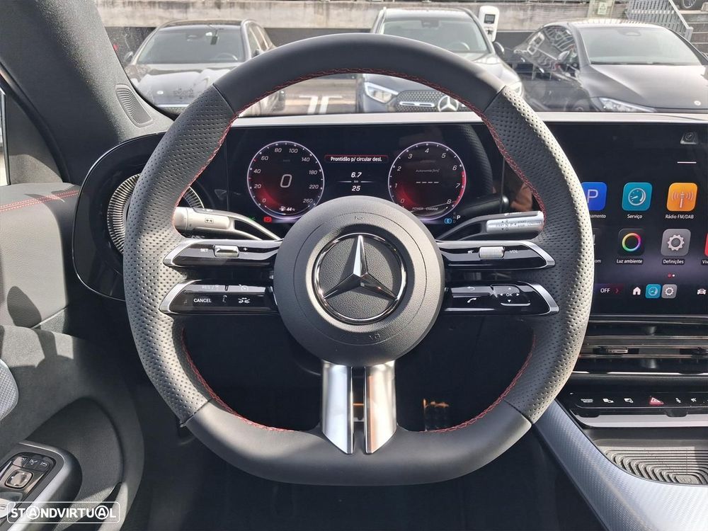 Mercedes-Benz CLA 220 Standard - 19