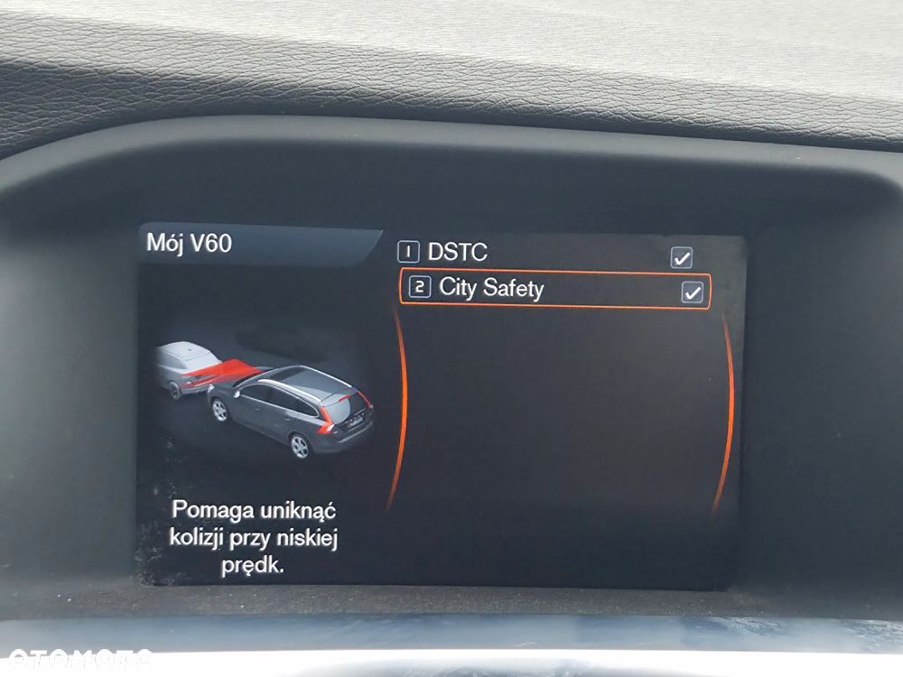 Volvo V60 D3 Momentum - 29