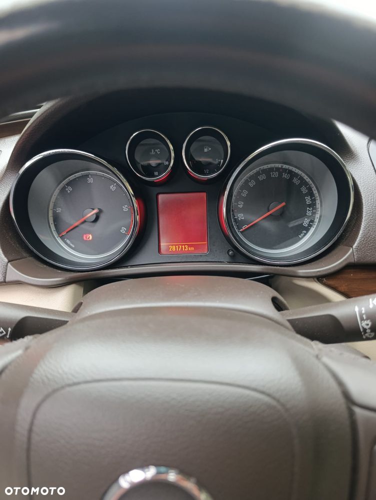 Opel Insignia 2.0 CDTI Cosmo - 3