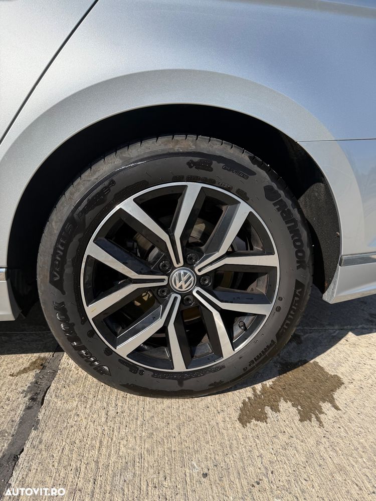 Volkswagen Passat 2.0 TDI DSG Comfortline - 12