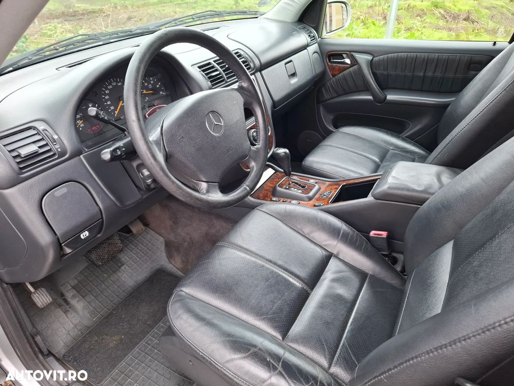 Mercedes-Benz ML - 12