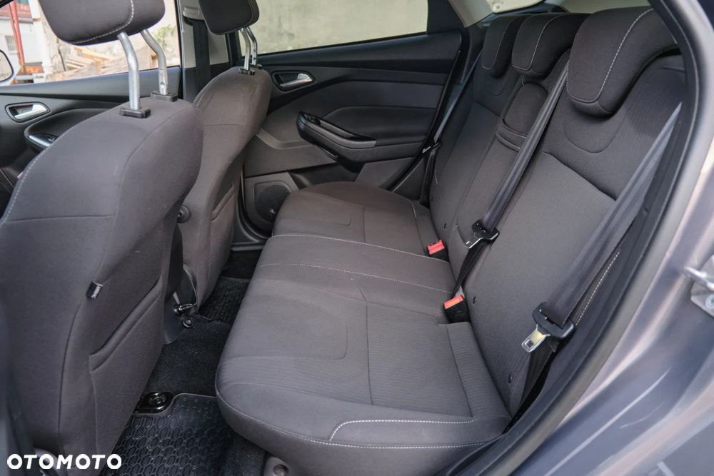 Ford Focus 1.6 EcoBoost Titanium - 16
