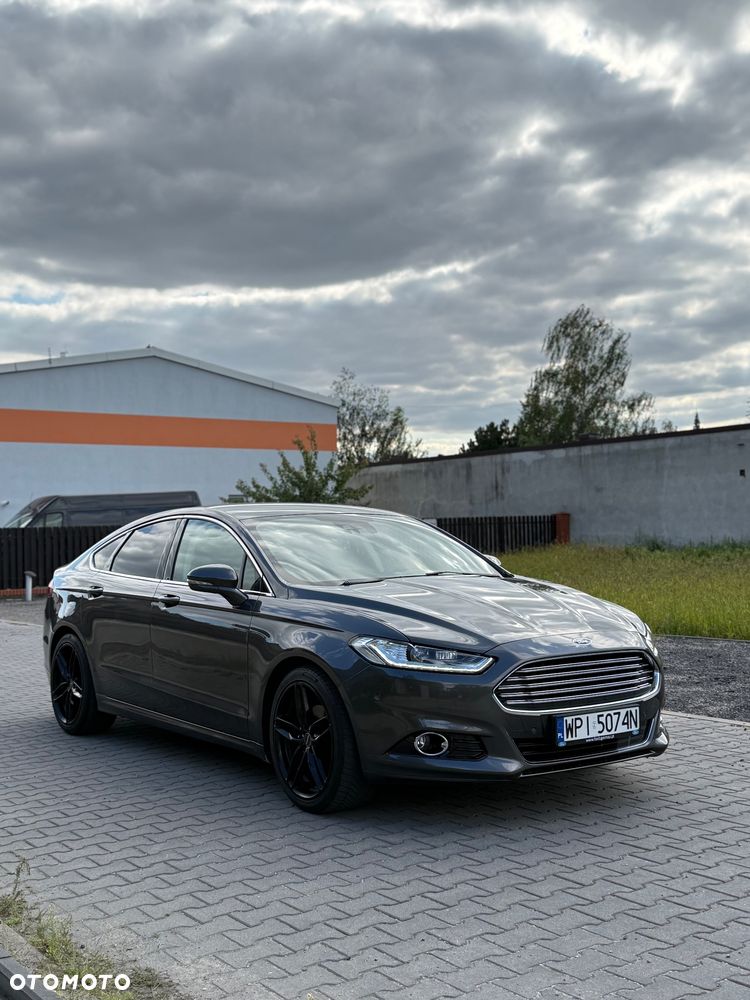 Ford Mondeo 2.0 TDCi Titanium PowerShift - 4