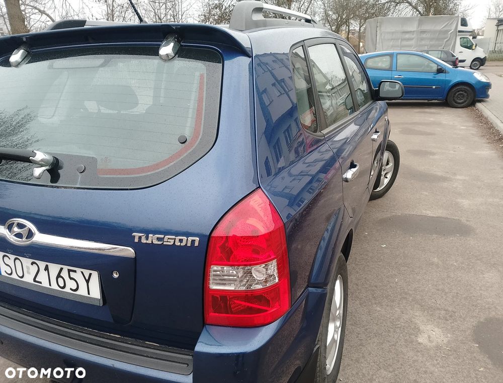 Hyundai Tucson 2.0 Comfort 2WD - 5