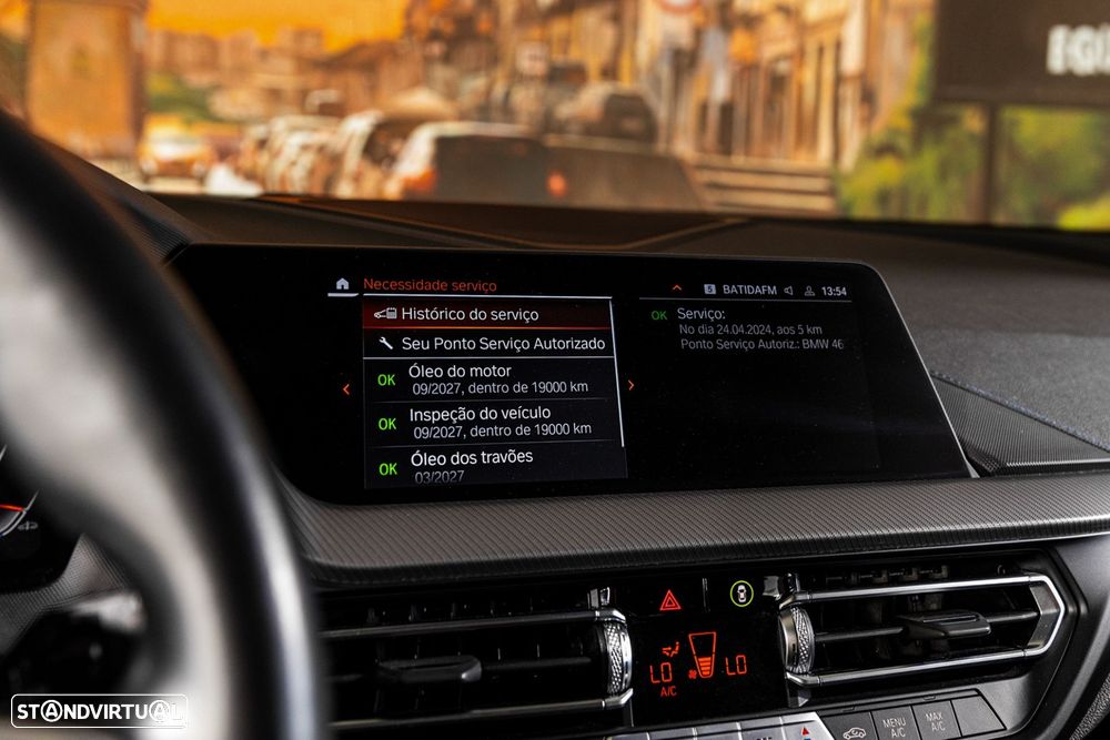 BMW 118 i Pack Desportivo M Auto - 18