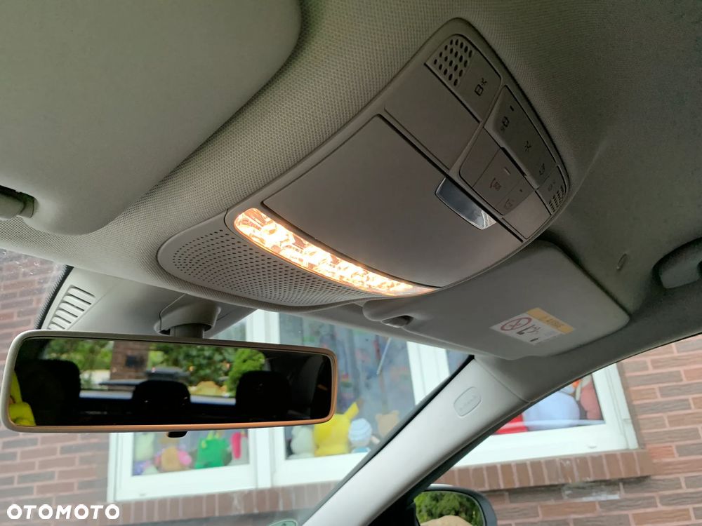 Mercedes-Benz Klasa C - 12