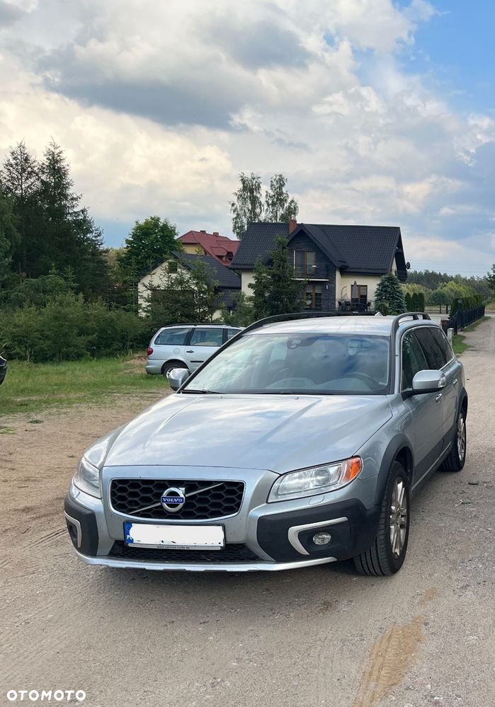 Volvo XC 70 D5 AWD Summum - 1