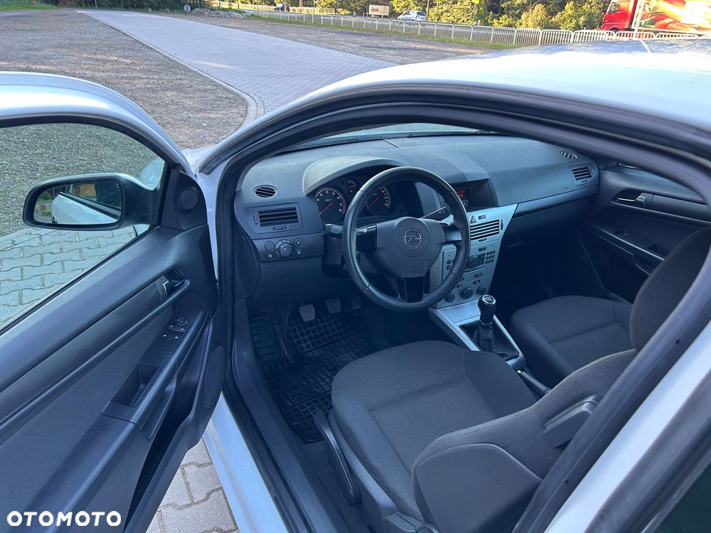 Opel Astra - 10