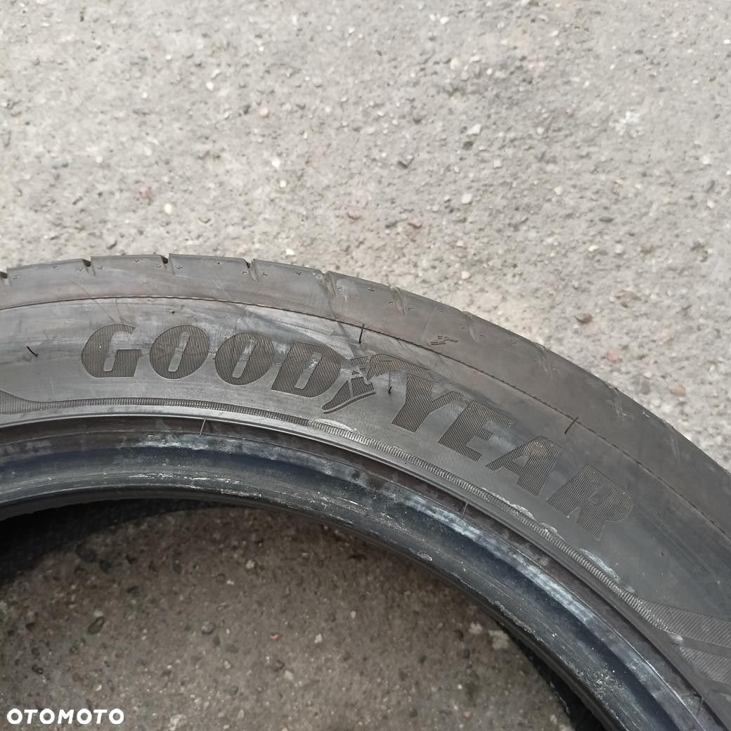 Opona 225/50/18 Goodyear F1 Asymmetric 3 (E6952) - 2