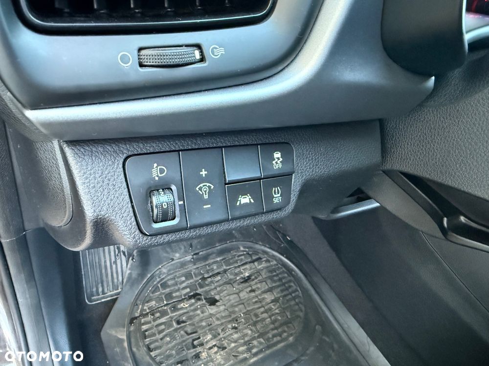 Kia Rio 1.0 T-GDI 100 Dream-Team Edition - 15