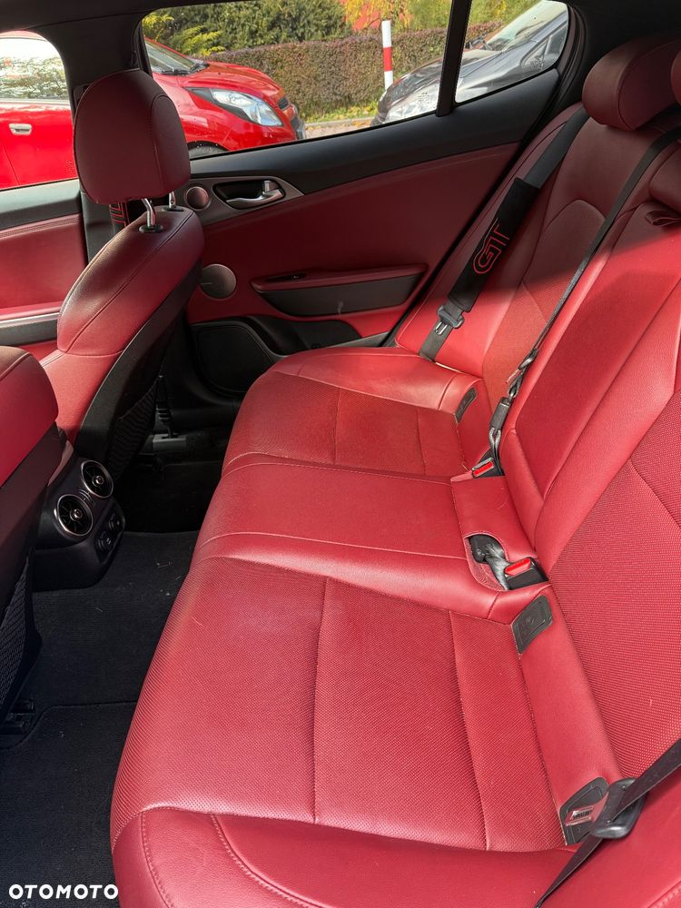 Kia Stinger 3.3 T-GDI V6 GT AWD - 8