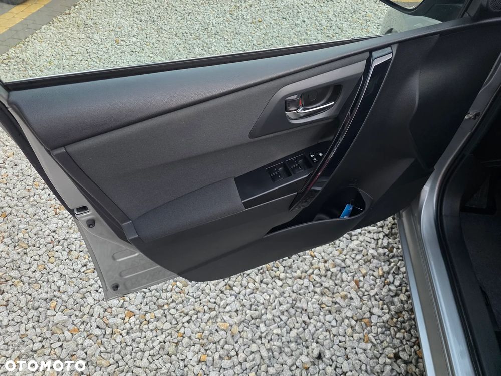 Toyota Auris 1.2 Turbo Executive - 14