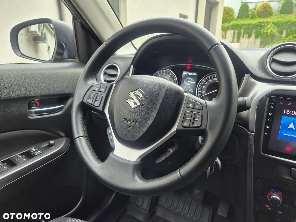 Suzuki Vitara - 23