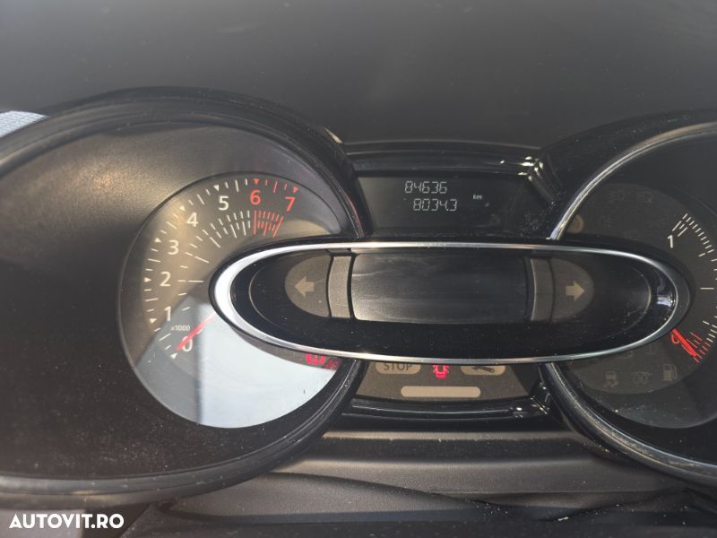 Renault Clio - 12