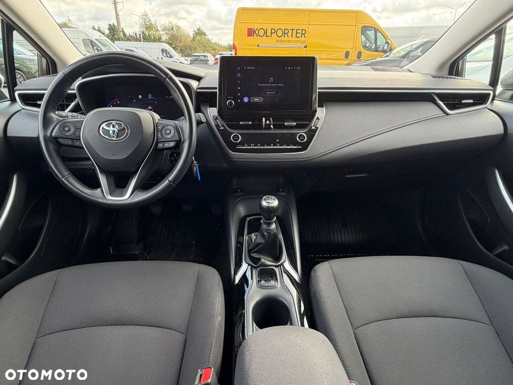 Toyota Corolla - 5