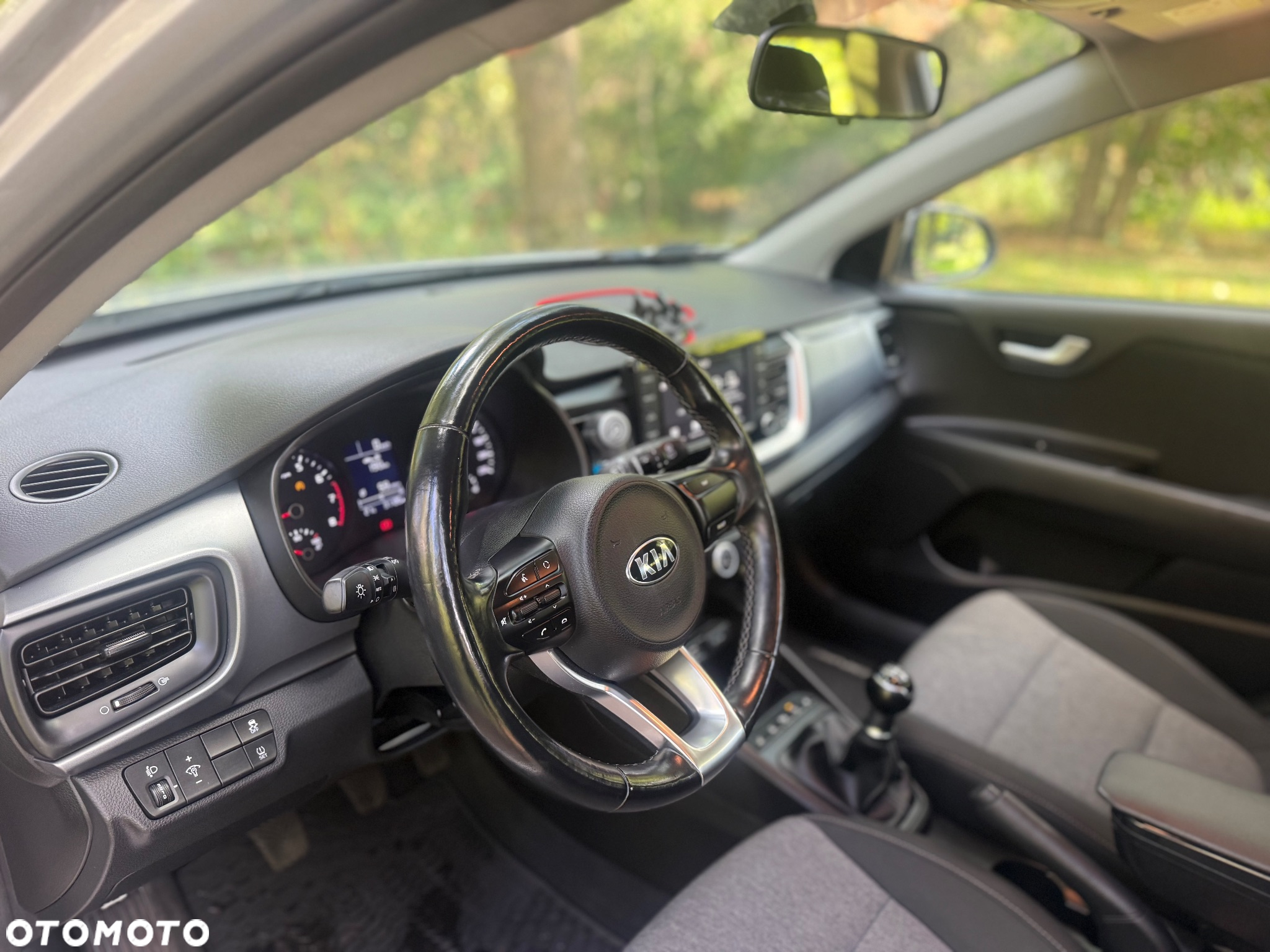 Kia Stonic 1.2 L - 10