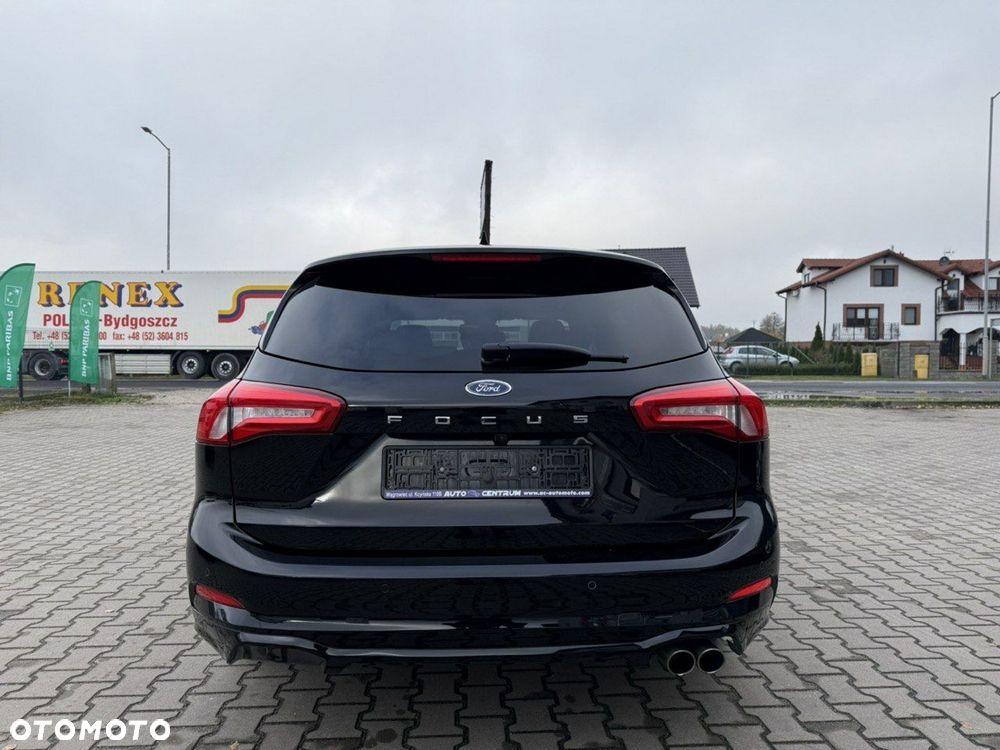 Ford Focus - 8