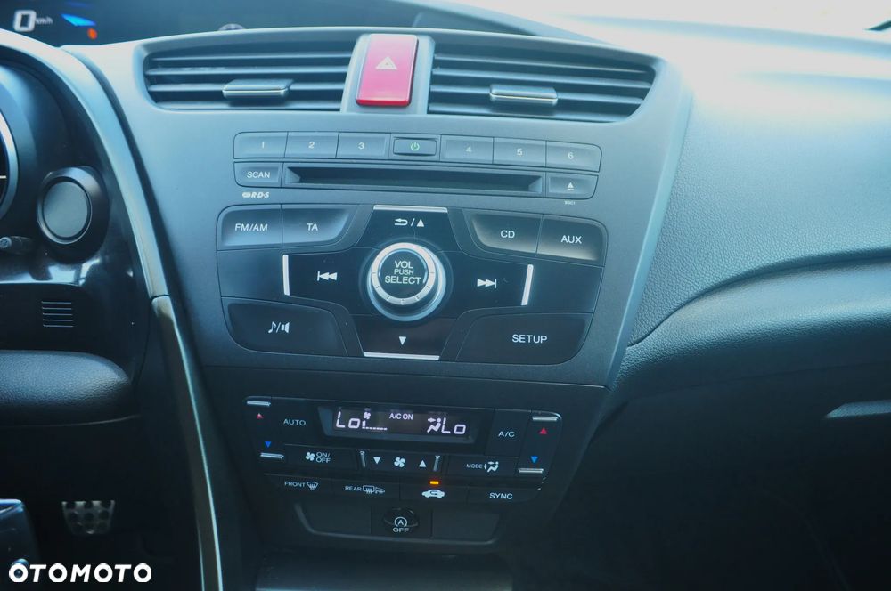 Honda Civic 1.8 i-VTEC Sport - 19