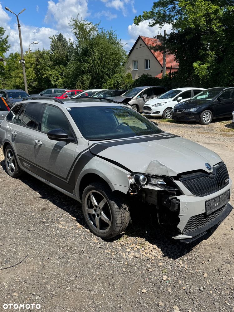 Skoda Octavia 2.0 TSI RS 230 - 12