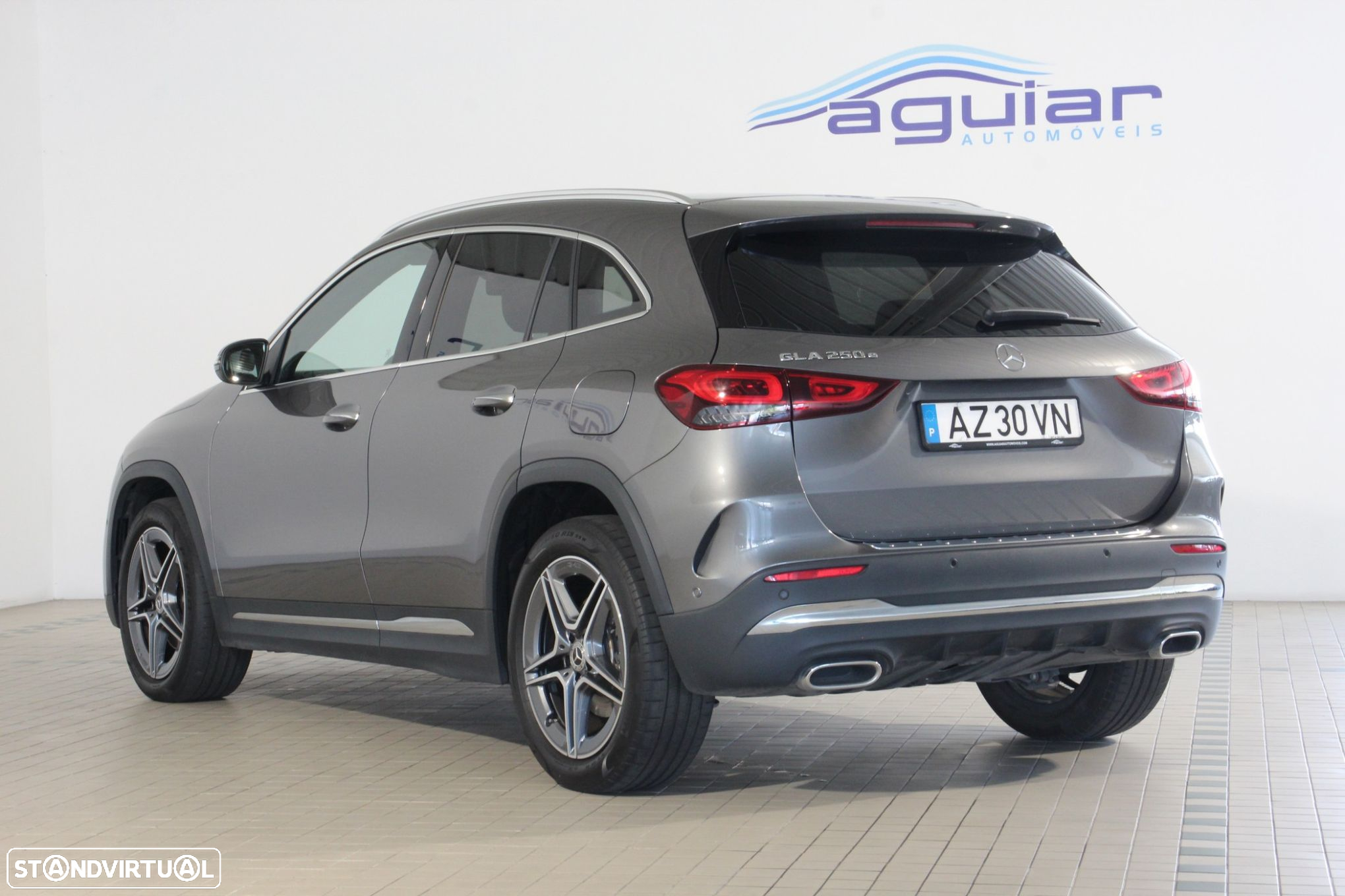 Mercedes-Benz GLA 250 e AMG Line - 3