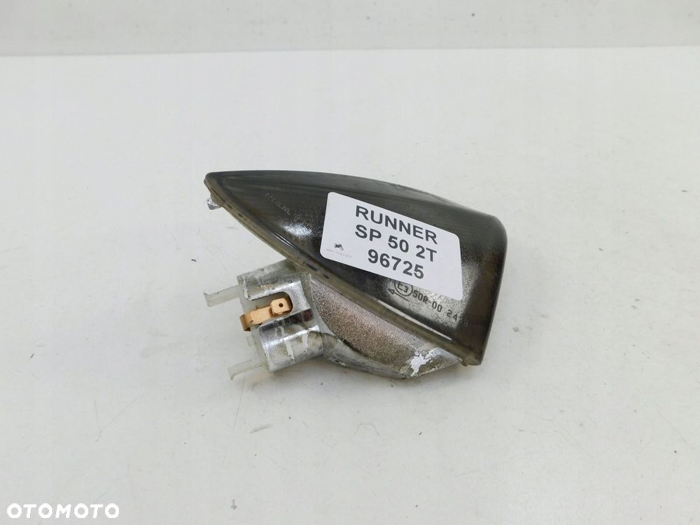 GILERA RUNNER SP 50 2T KIERUNKOWSKAZ PRZÓD PRAWY - 2