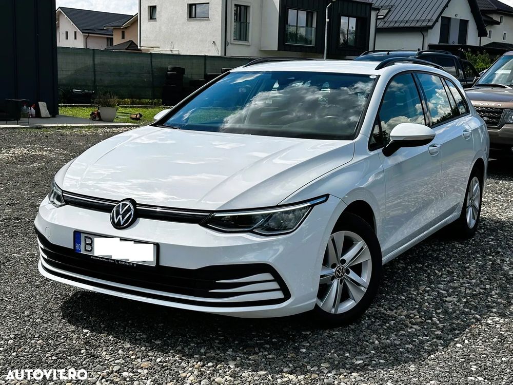 Volkswagen Golf - 1