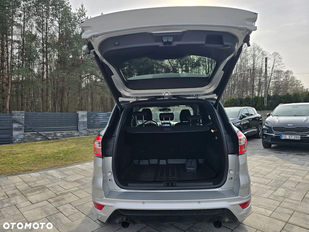 Ford Kuga 2.0 TDCi 4x4 ST-Line - 34