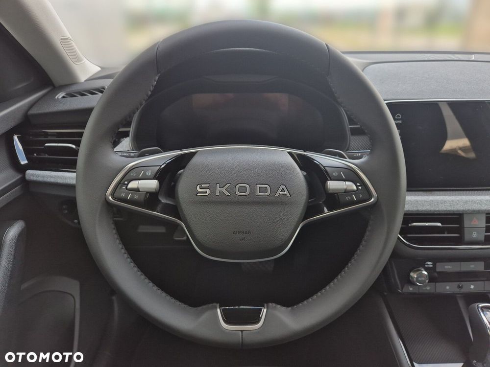 Skoda Scala 1.0 TSI Drive DSG - 36