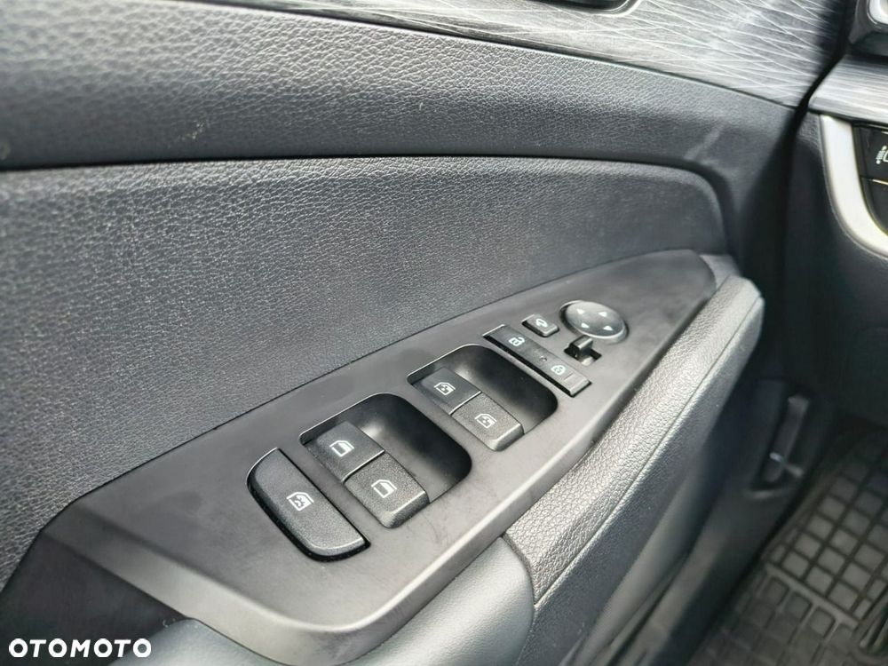 Kia Sportage 1.6 T-GDI L 2WD DCT - 19