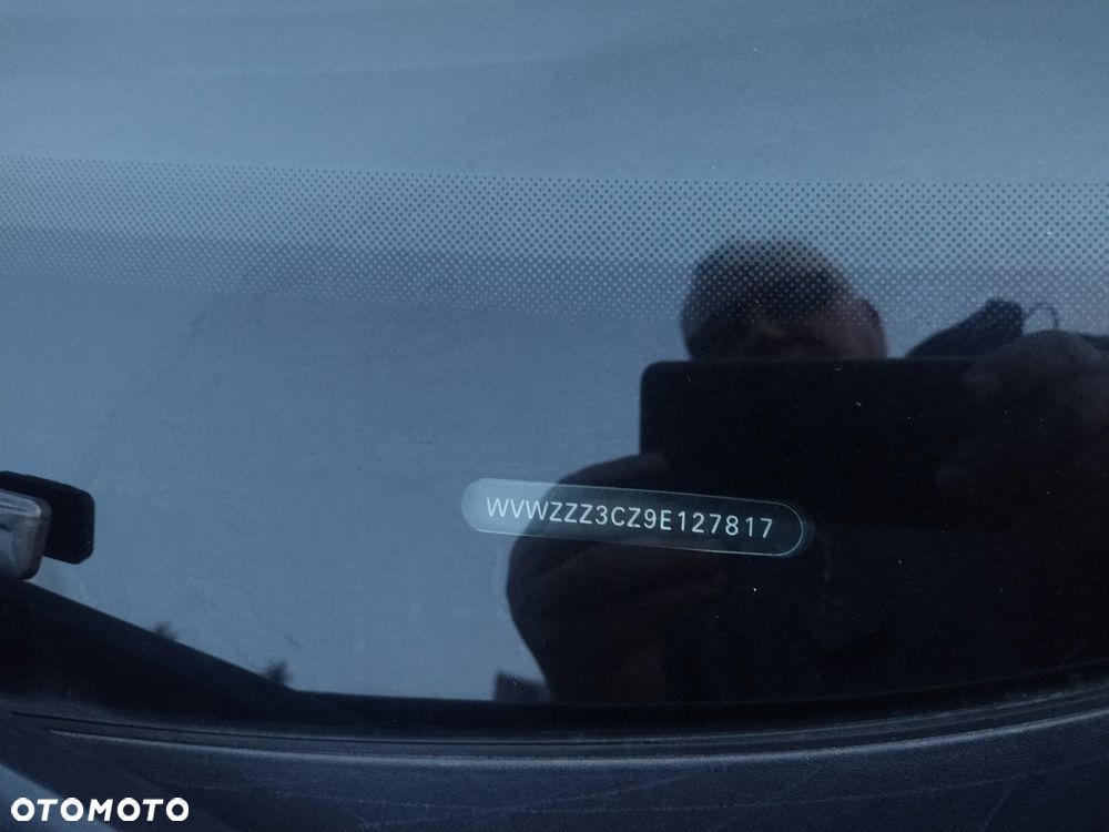 Volkswagen Passat 2.0 TDI DPF BlueMotion Technology Comfortline - 10