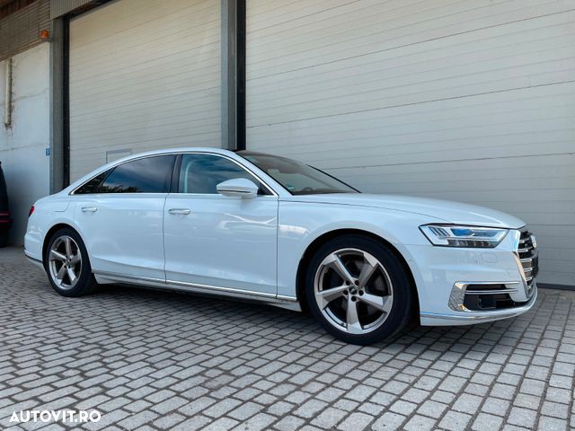 Audi A8 - 1