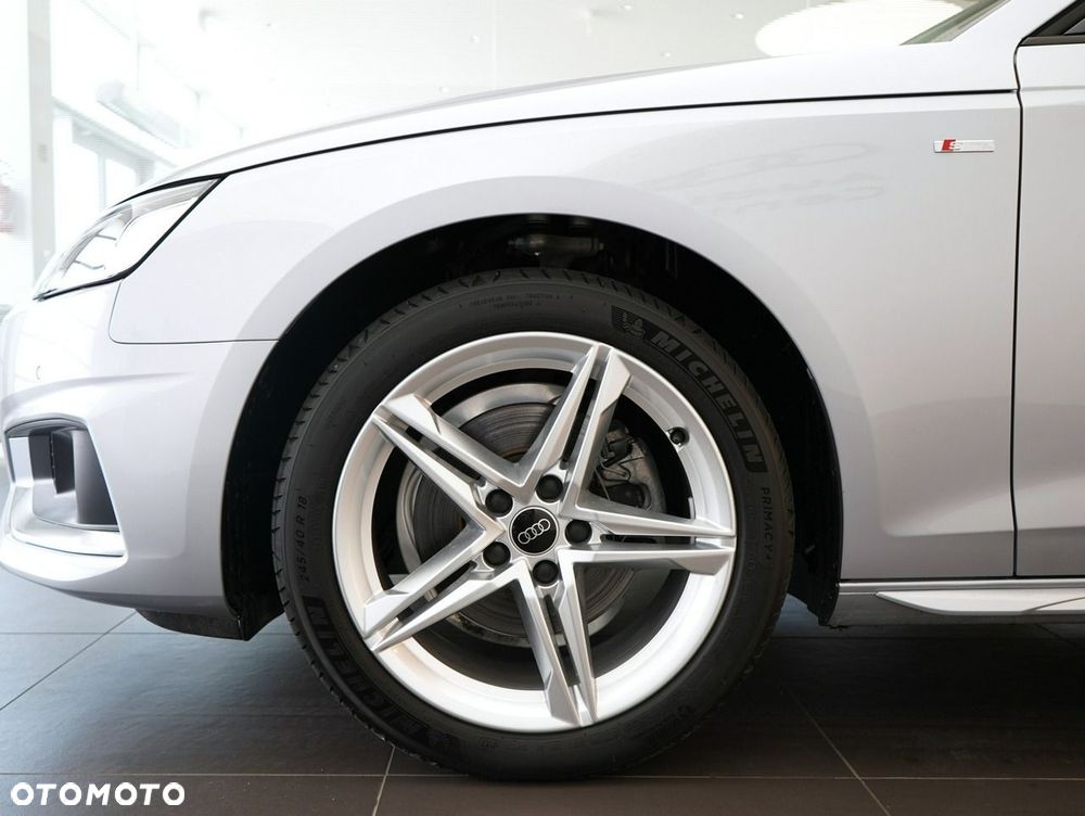 Audi A4 Avant - 8