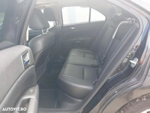 Dezmembrez suzuki Kizashi - 6