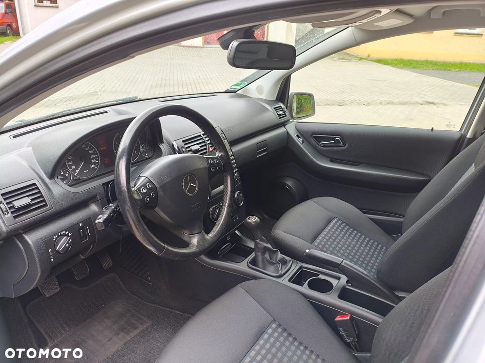 Mercedes-Benz Klasa A 150 BlueEfficiency - 9
