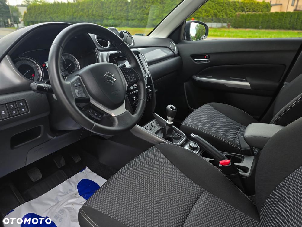 Suzuki Vitara 1.4 Boosterjet Premium 4WD - 12