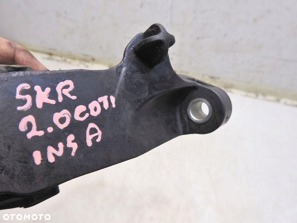 ŁAPA PODUSZKA SKRZYNI OPEL INSIGNIA A 2.0 CDTI 13227769 - 2