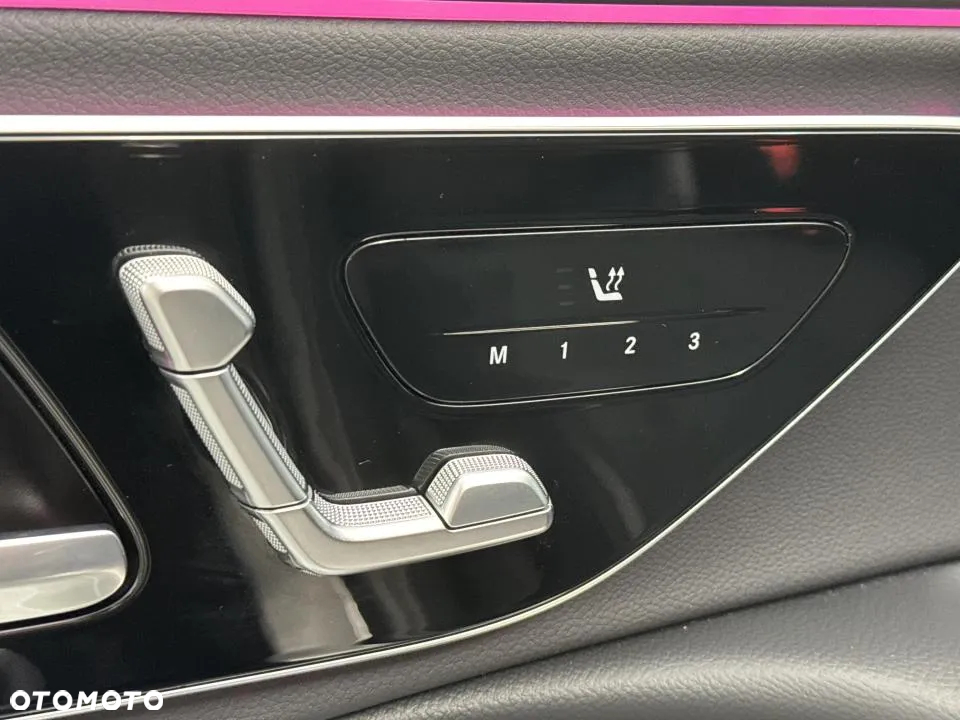 Mercedes-Benz Klasa E 300 de PHEV 4-Matic AMG 9G-Tronic - 11