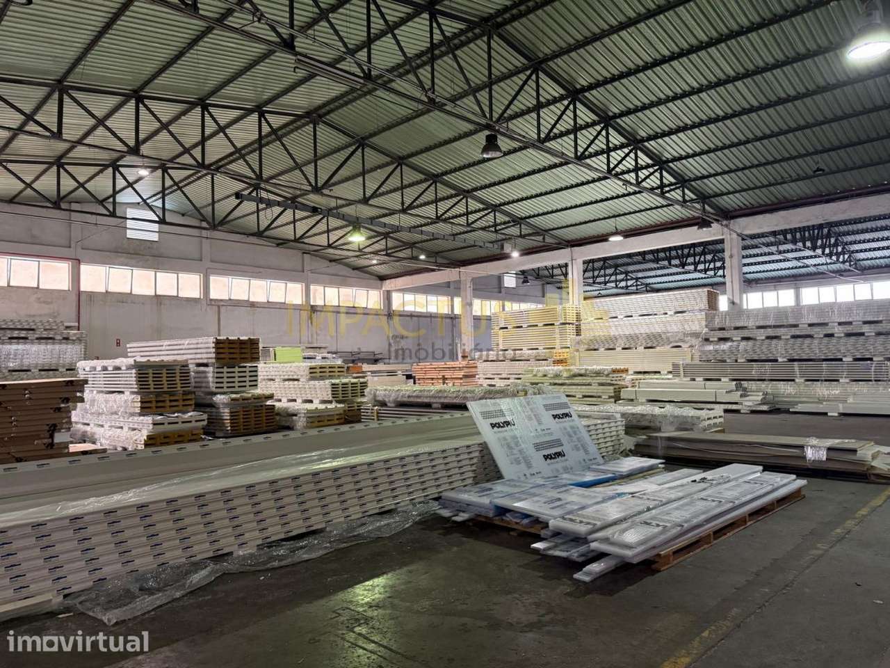 Armazém em Zona Industrial - Grande imagem: 5/15