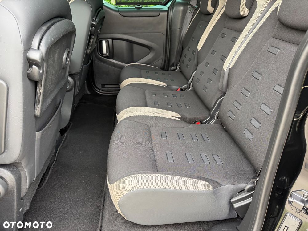 Citroën Berlingo Multispace HDi 115 FAP XTR - 26