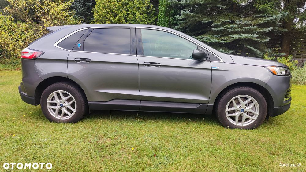 Ford Edge - 2