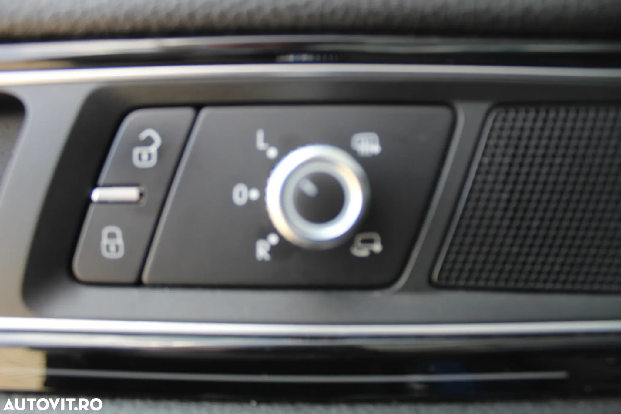 Volkswagen Touareg V6 TDI BMT Supreme Plus - 25