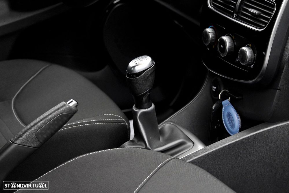 Renault Clio 0.9 TCe Limited - 15