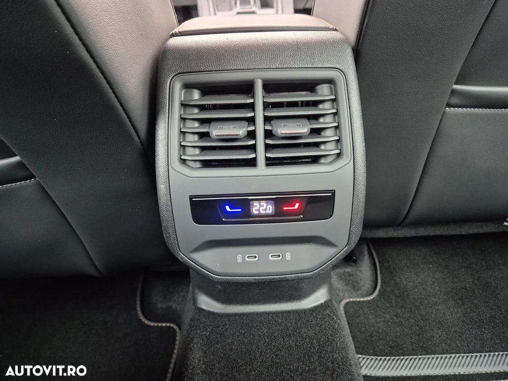 Cupra Formentor 1.4 e-HYBRID DSG - 12