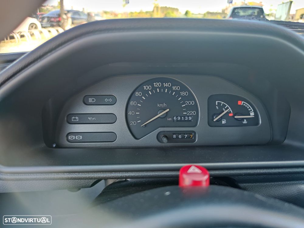 Ford Fiesta 1.1i Cayman - 16