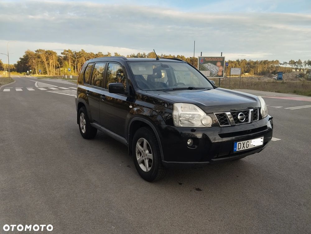 Nissan X-Trail 2.5 4x4 LE - 2